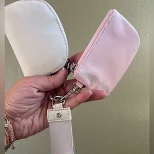 Lululemon Dual pouch keychain